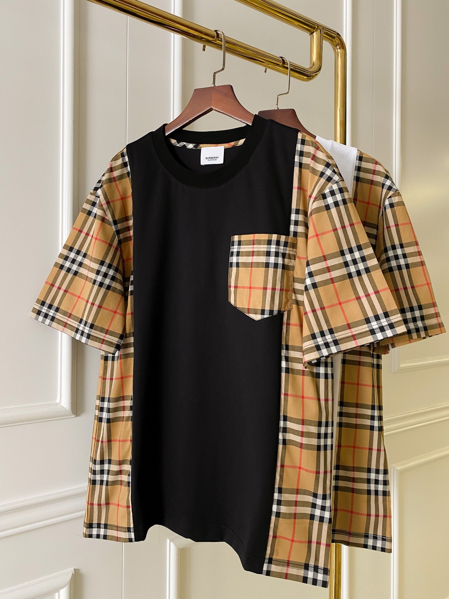 Burberry T-shirt NO.2