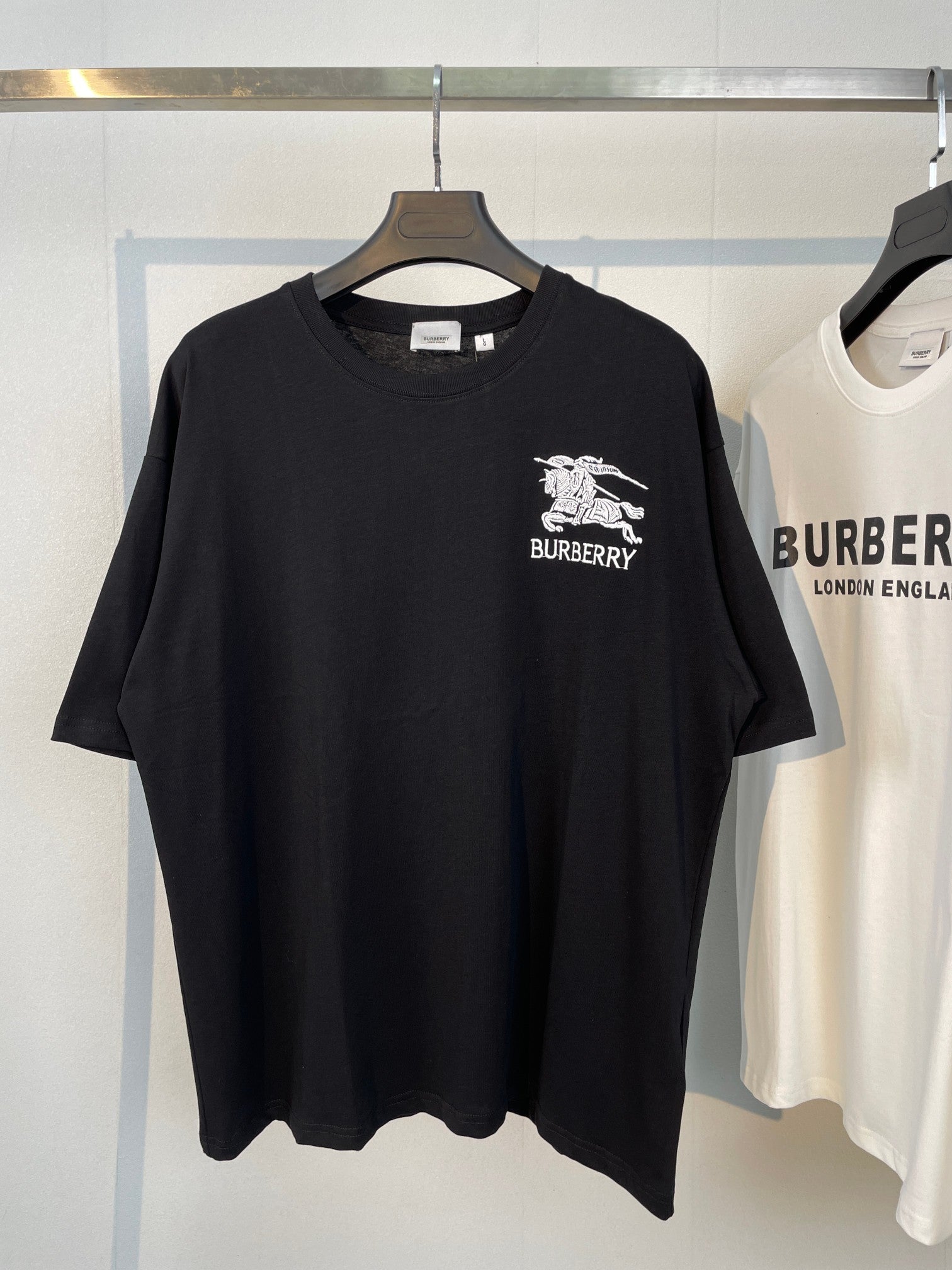 Burberry T-shirt NO.2