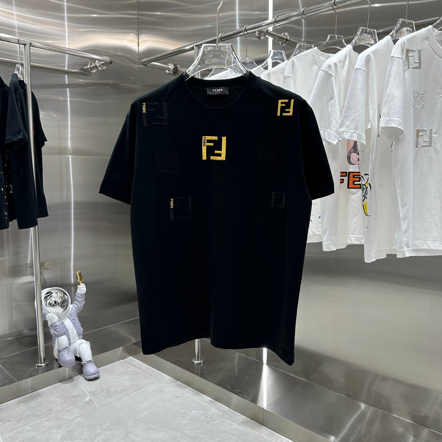 Fendi T-shirt NO.1