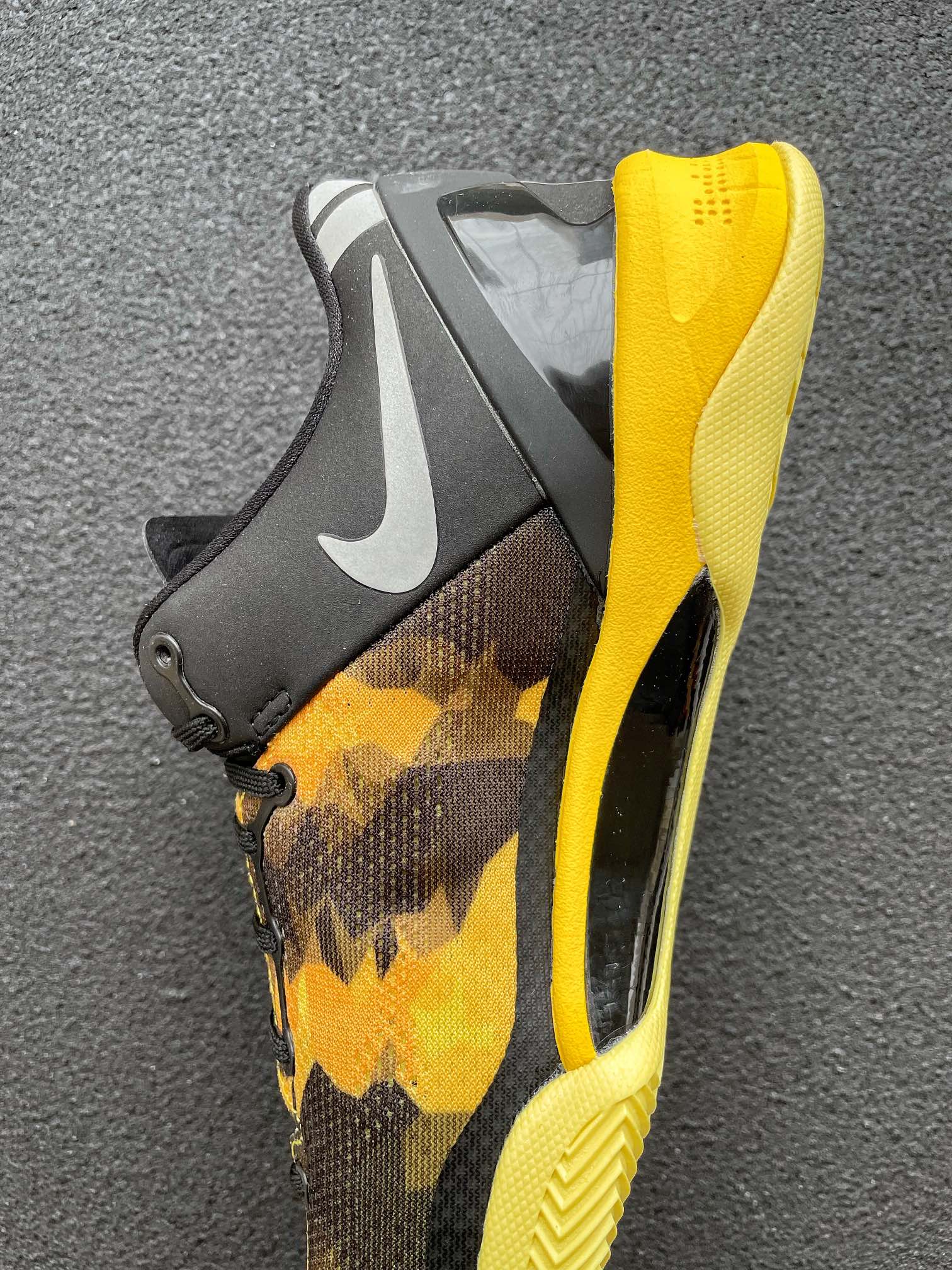 Max Batch-Nike Kobe 8 Protro “Sulfur/Electric”