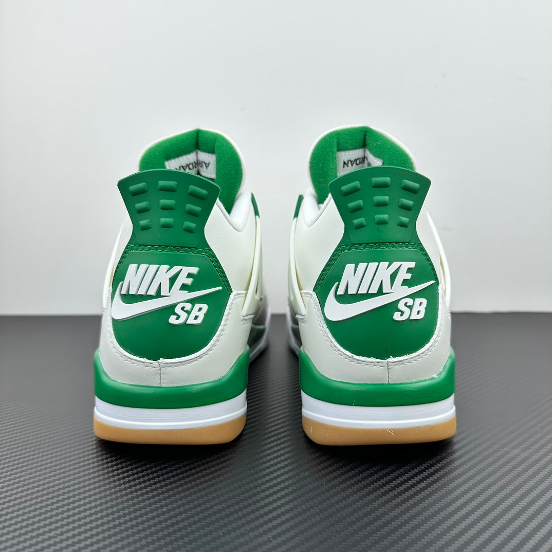 i8 Batch-Nike SB × Air Jordan 4 “Pine Green”