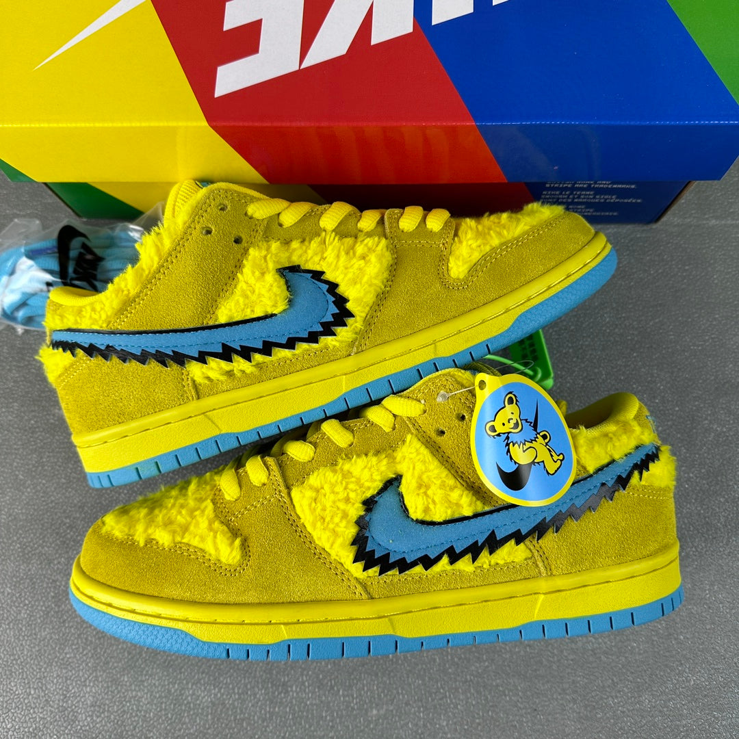 AY Batch-Nike Dunk SB Low "Yellow Bear"