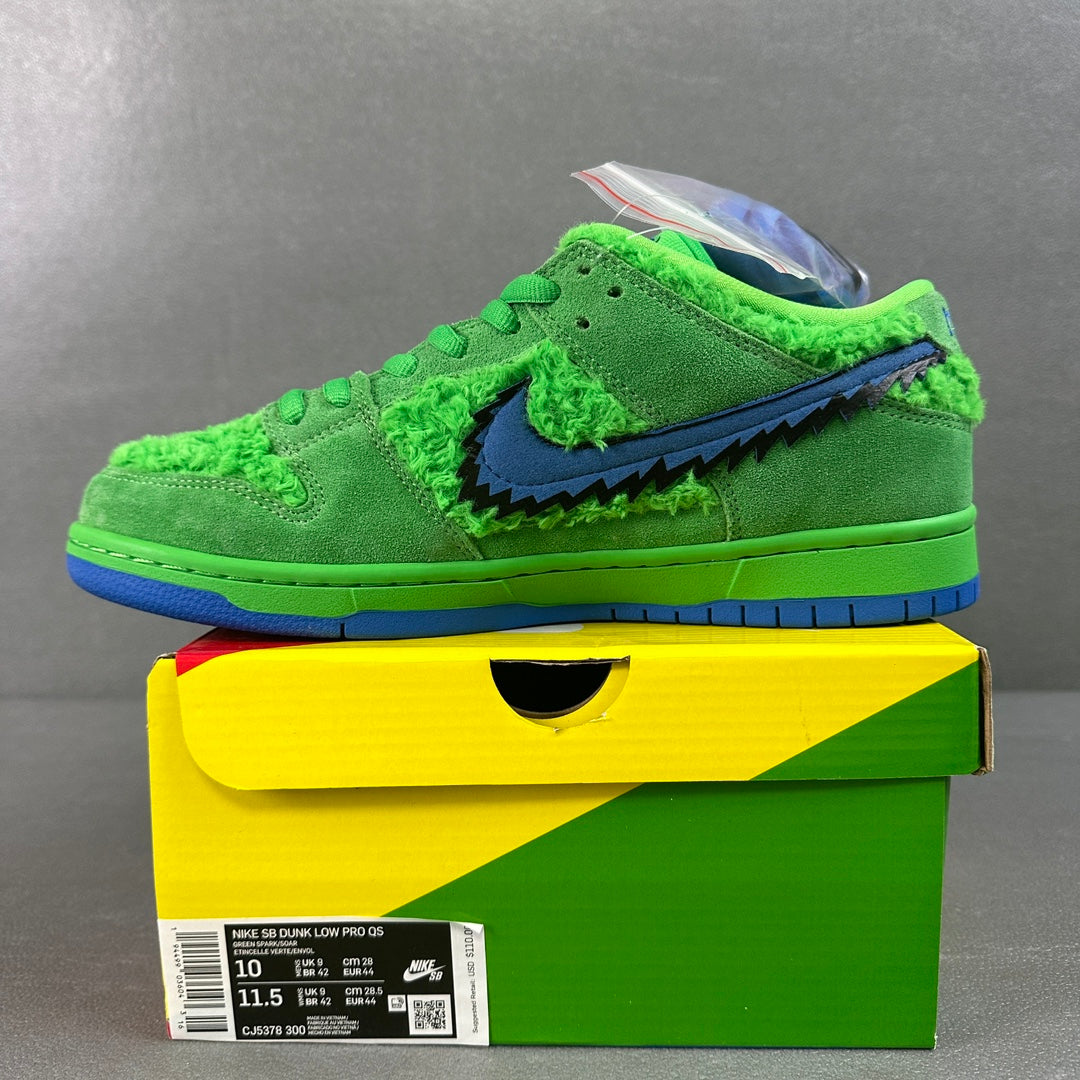 AY Batch-Nike Dunk SB Low "Green Bear"