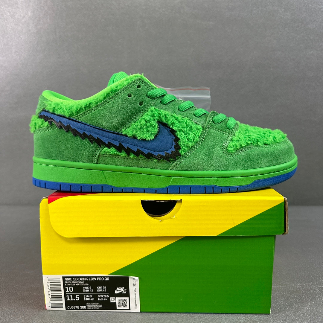 AY Batch-Nike Dunk SB Low "Green Bear"