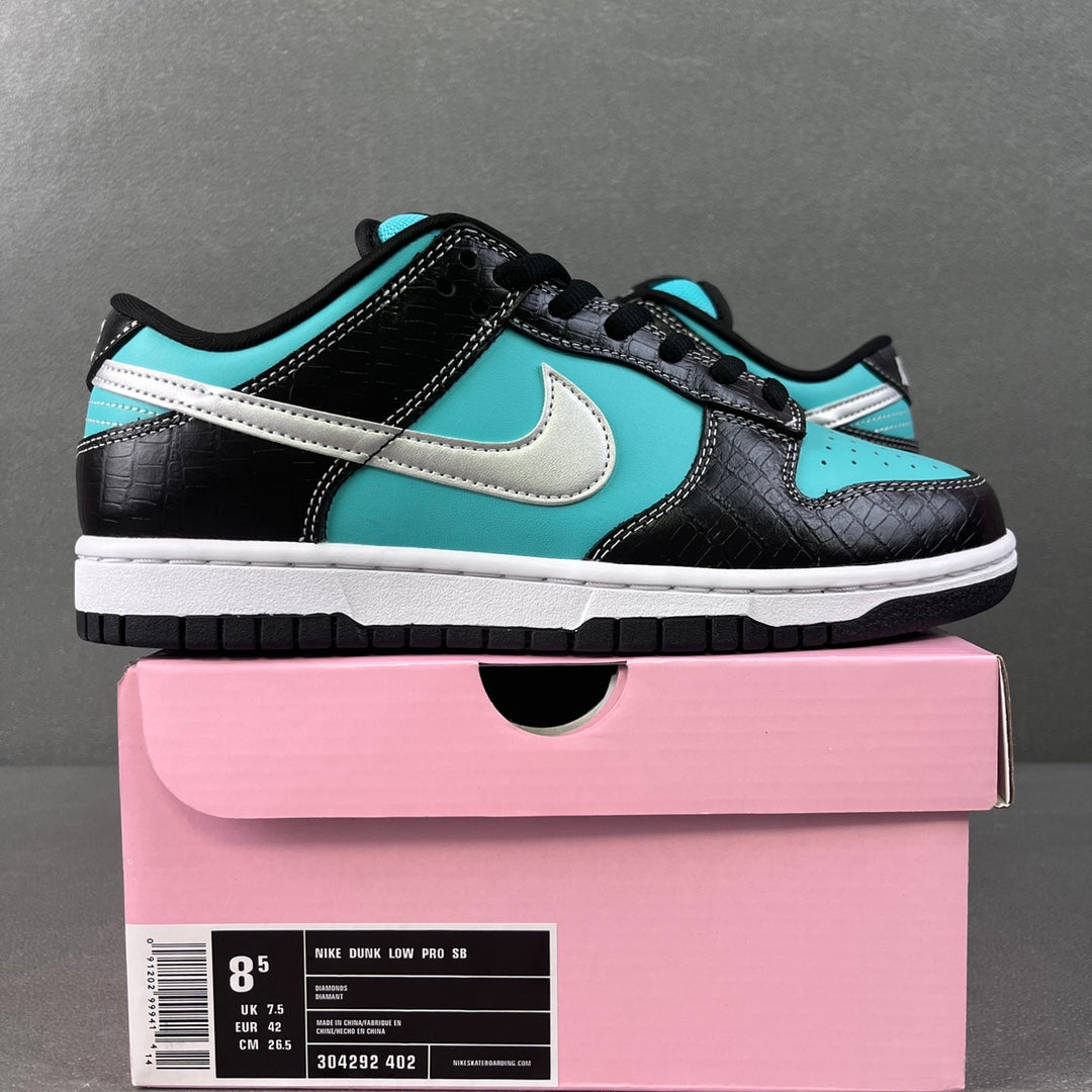 S2 Batch-Diamond Supply Co. X Nike SB Dunk Low Pro "Tiffany"