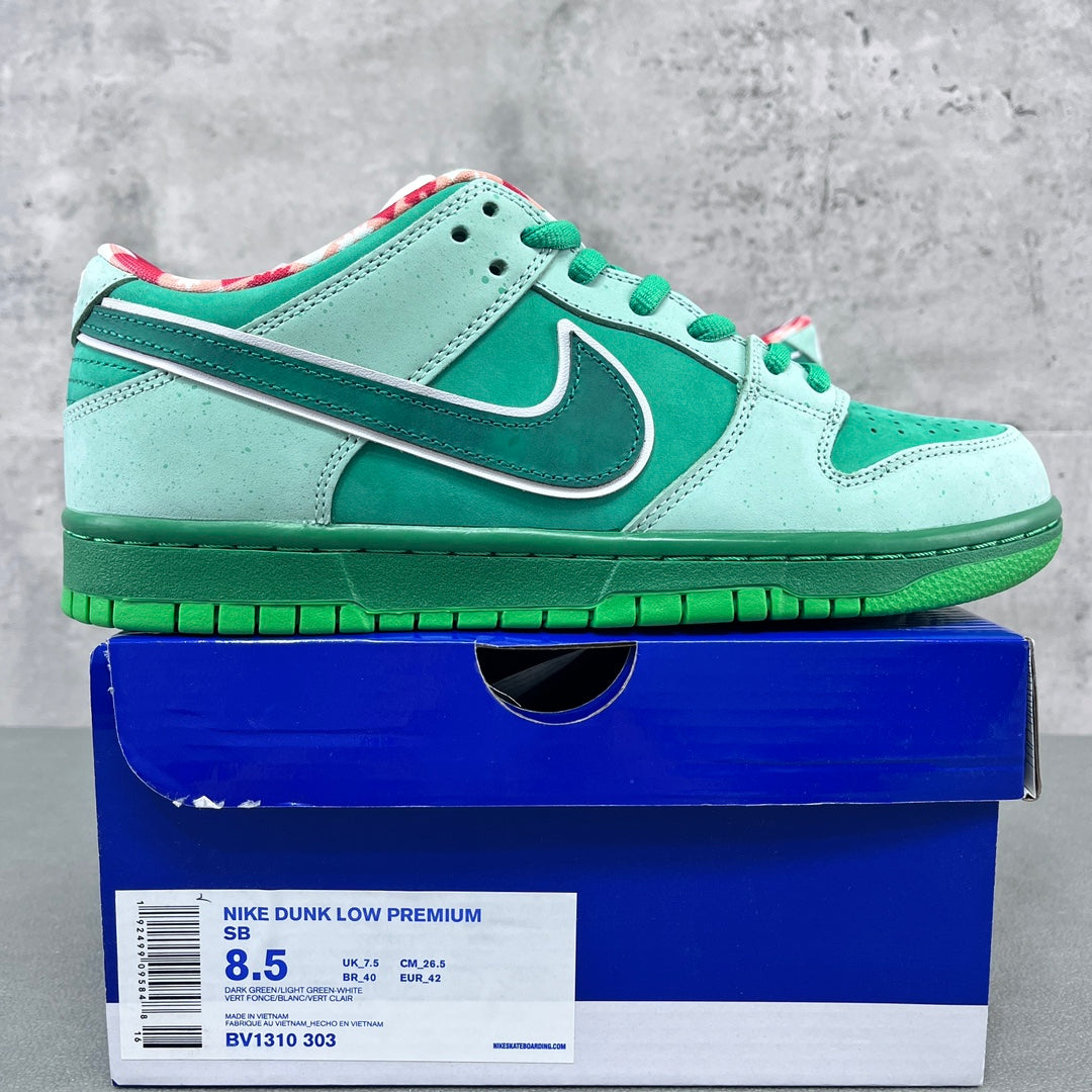 AY Batch-Concepts x NK SB Dunk Low "Seaweed Green Lobster"