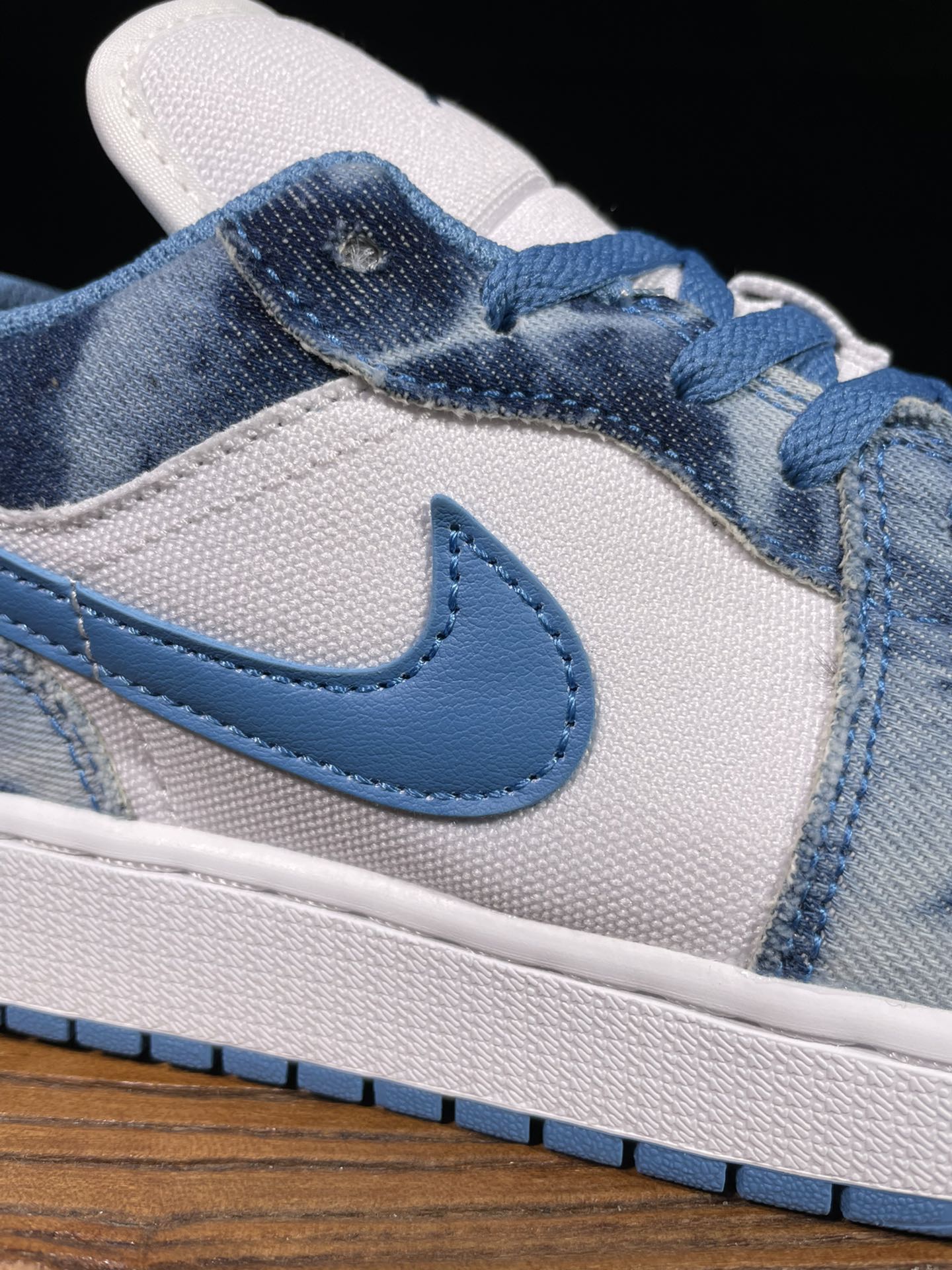 DT Batch-Air Jordan 1 Low “Washed Denim”