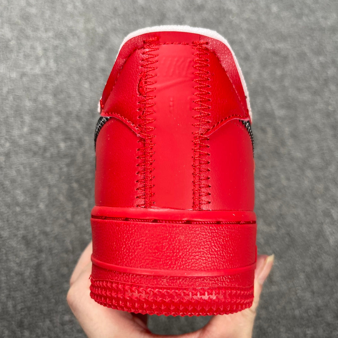 YH Batch-Off White × Air Force 1 “Red Art Museum”